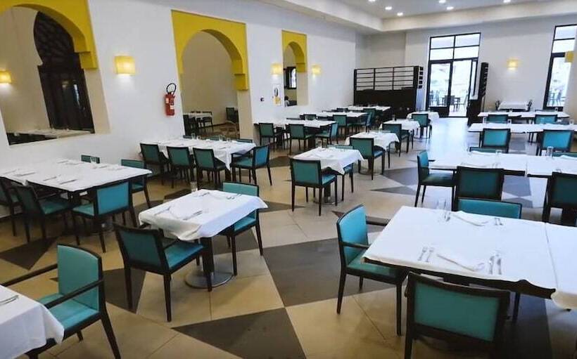 Отель Oasis Saidia Palace & Blue Pearl