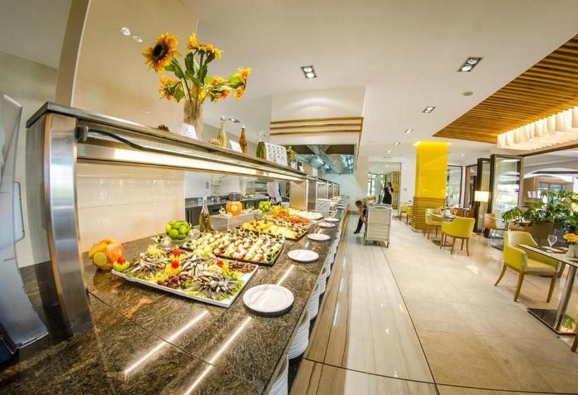 בית מלון כפרי Premier Fort Cuisine   Full Board