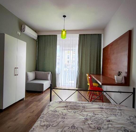 هتل Prishtina Center Hostel