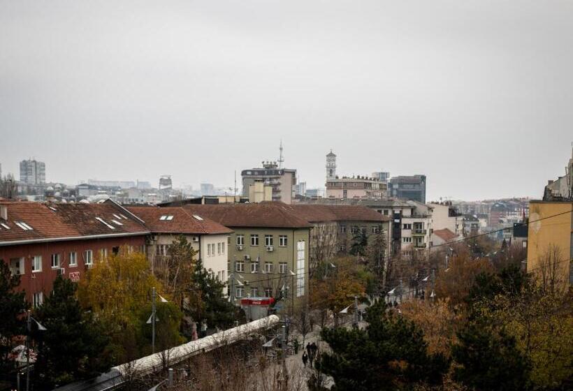 هتل Prishtina Center Hostel