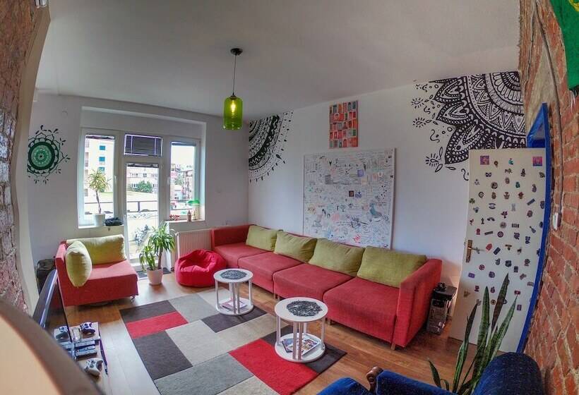 هتل Prishtina Center Hostel