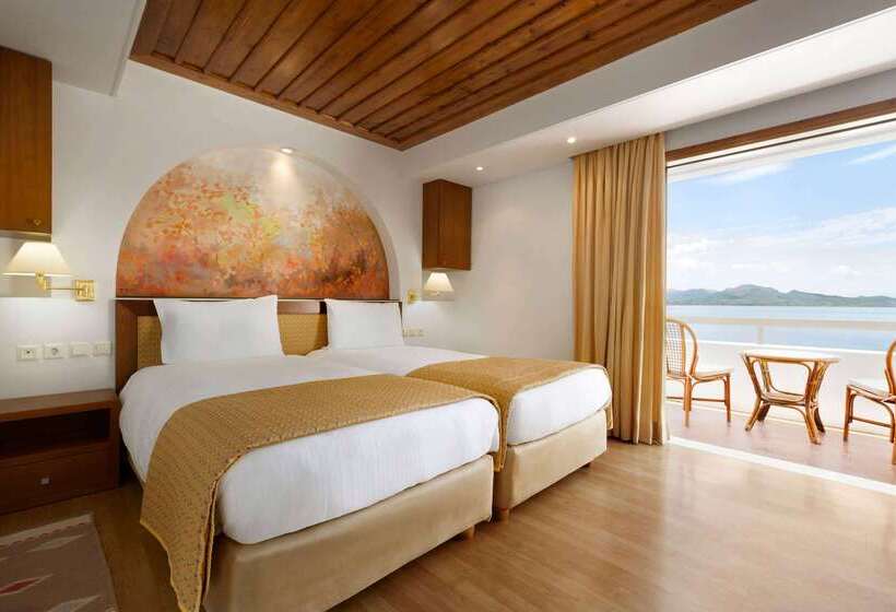 酒店 Ramada Loutraki Poseidon Resort