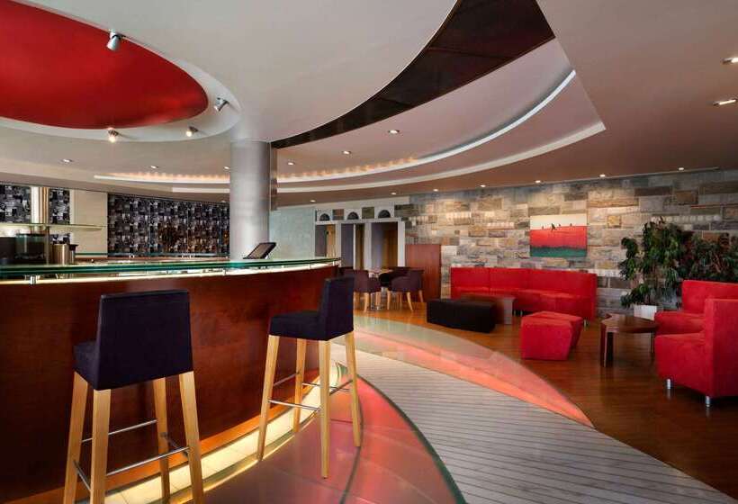 酒店 Ramada Loutraki Poseidon Resort