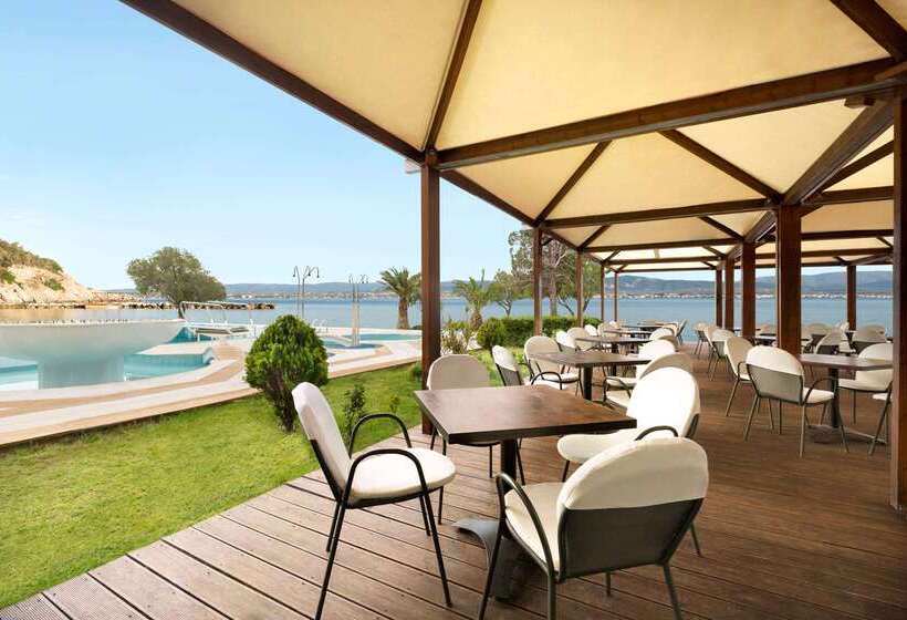 酒店 Ramada Loutraki Poseidon Resort