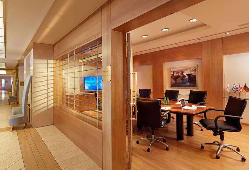 酒店 Ramada Loutraki Poseidon Resort