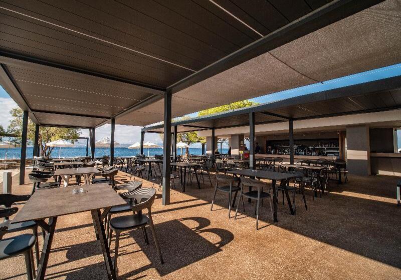 酒店 Ramada Loutraki Poseidon Resort