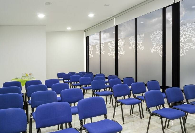 فندق Regency Boutique La Feria