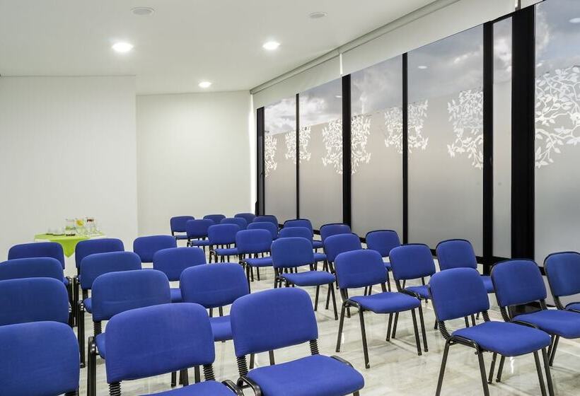 فندق Regency Boutique La Feria