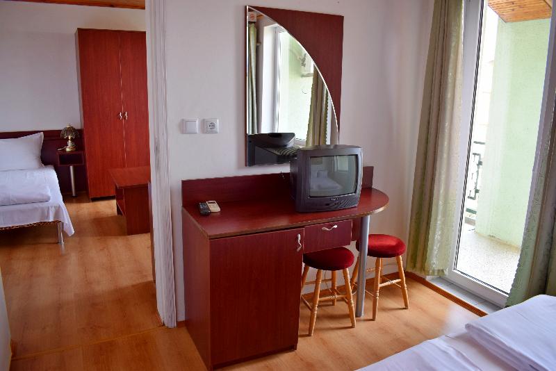 ホテル Royal Hostel