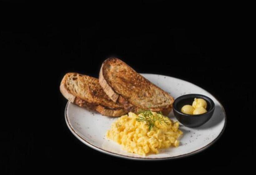 فندق Socialtel Candelaria Bogotá   Formerly Selina La Candelaria Bogotá