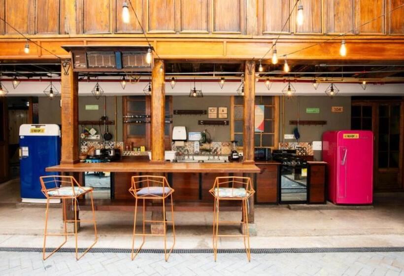 فندق Socialtel Candelaria Bogotá   Formerly Selina La Candelaria Bogotá