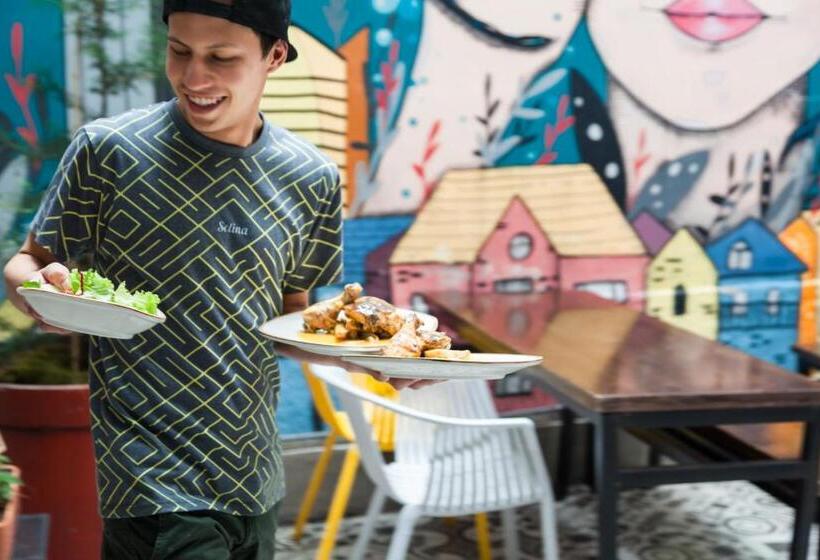 酒店 Socialtel Candelaria Bogotá   Formerly Selina La Candelaria Bogotá