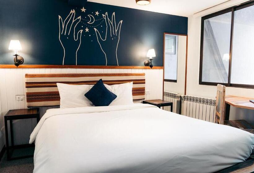 هتل Socialtel La Paz   Formerly Selina La Paz