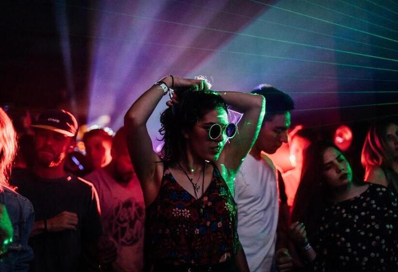 هتل Socialtel La Paz   Formerly Selina La Paz