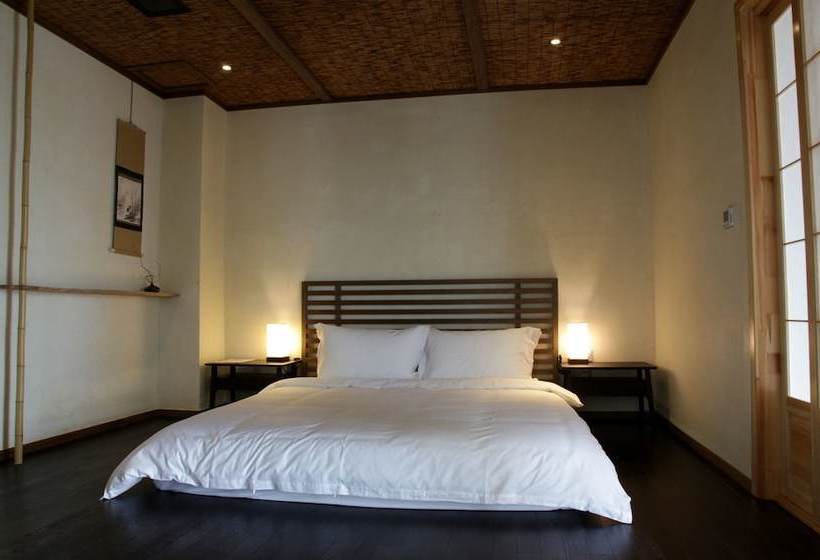 Otel Shanghai Zhuli Kosa Spring Resort