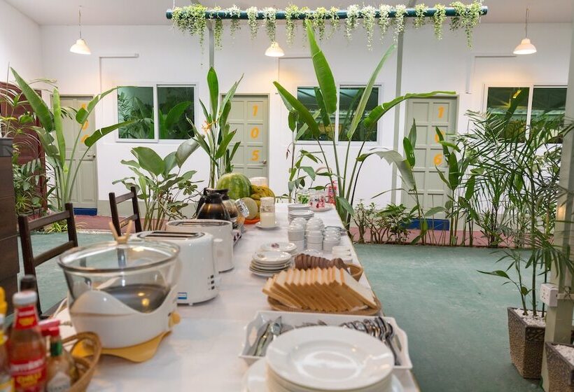 هتل Sky View Bed & Breakfast