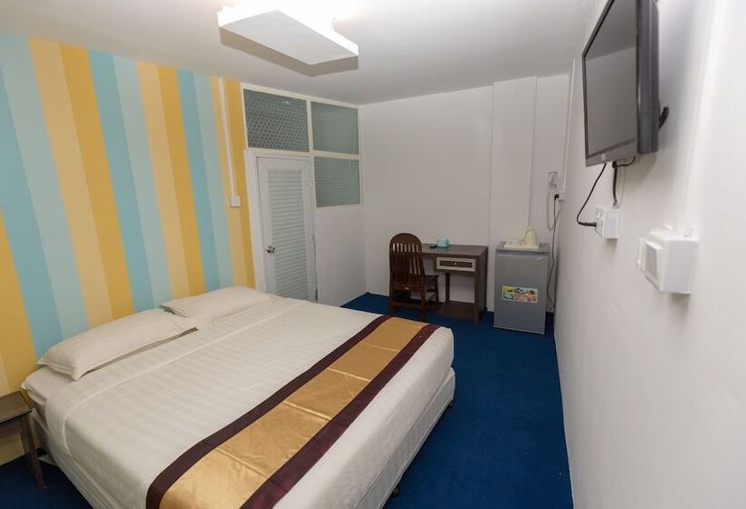 هتل Sky View Bed & Breakfast