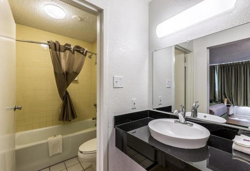 فندق Studio 6pekin, Il