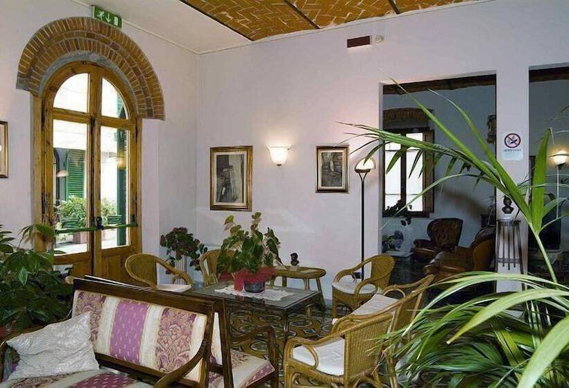 Отель Verena Dependance Savoia & Campana