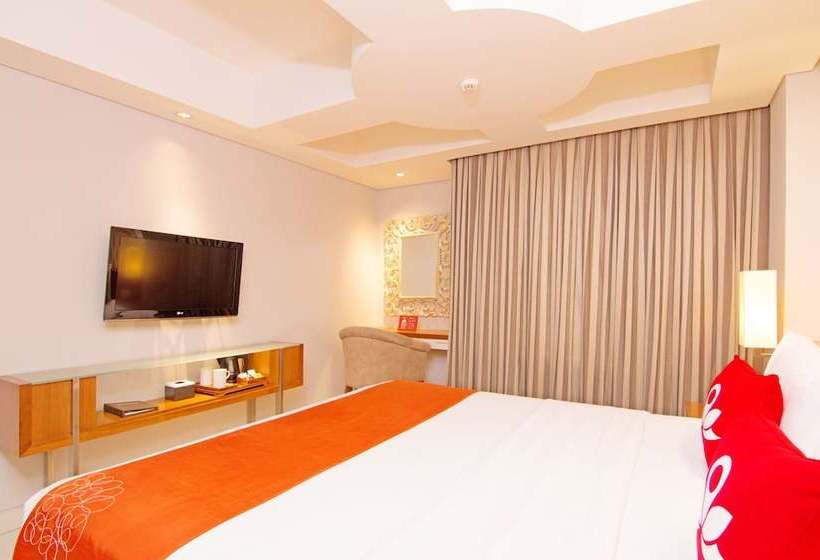 호텔 Zen Rooms Kuta Sunset Road