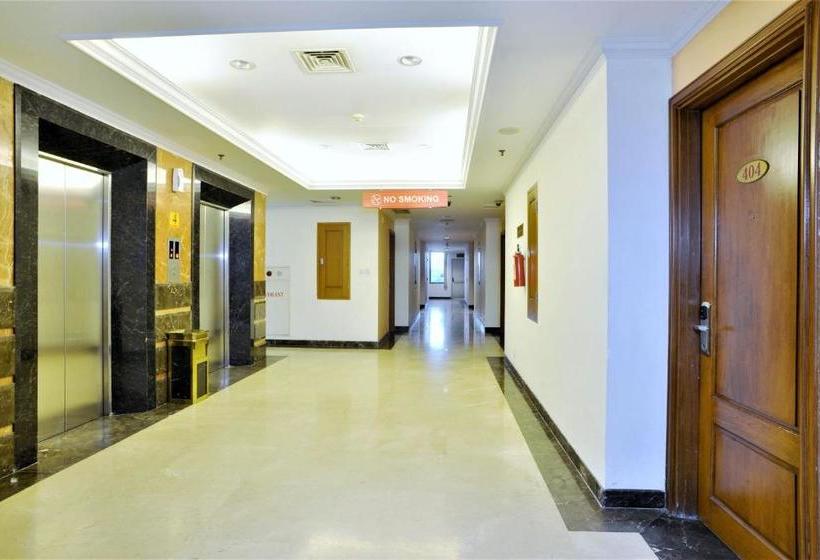 호텔 Zen Rooms Near Grand Indonesia Mall