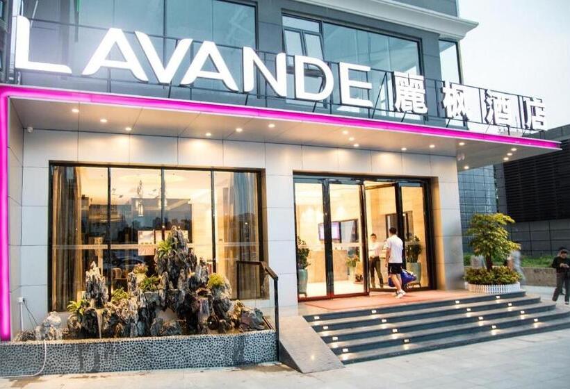 Lavande Hotels·shenzhen North Railway Station Bantian Metro Station