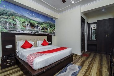 Oyo 15989 Rc Residency