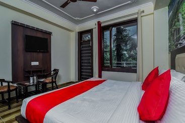 Oyo 15989 Rc Residency