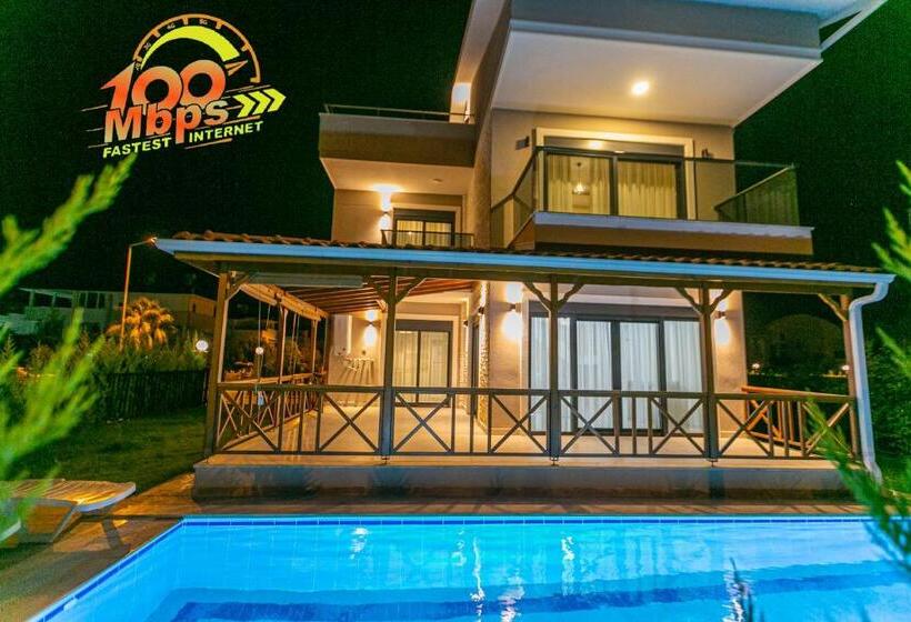 Paradise Town Villa Lisa