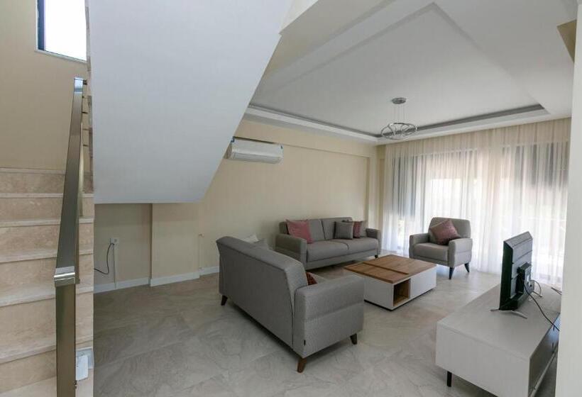 Paradise Town Villa Lisa