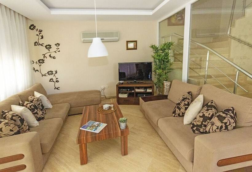 Paradise Town Villa Marina