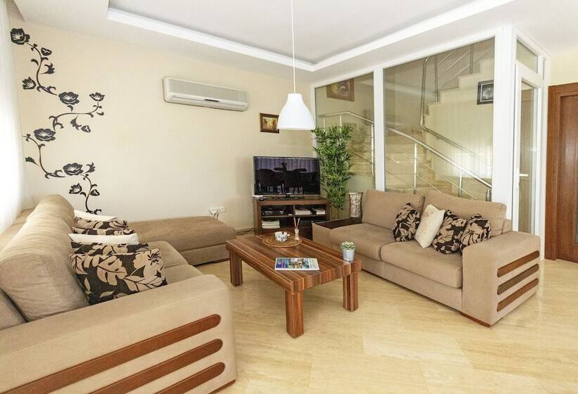 Paradise Town Villa Marina