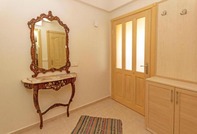 Paradise Town Villa Orchard