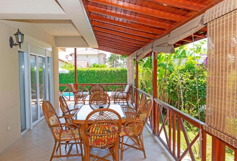 Paradise Town Villa Orchard