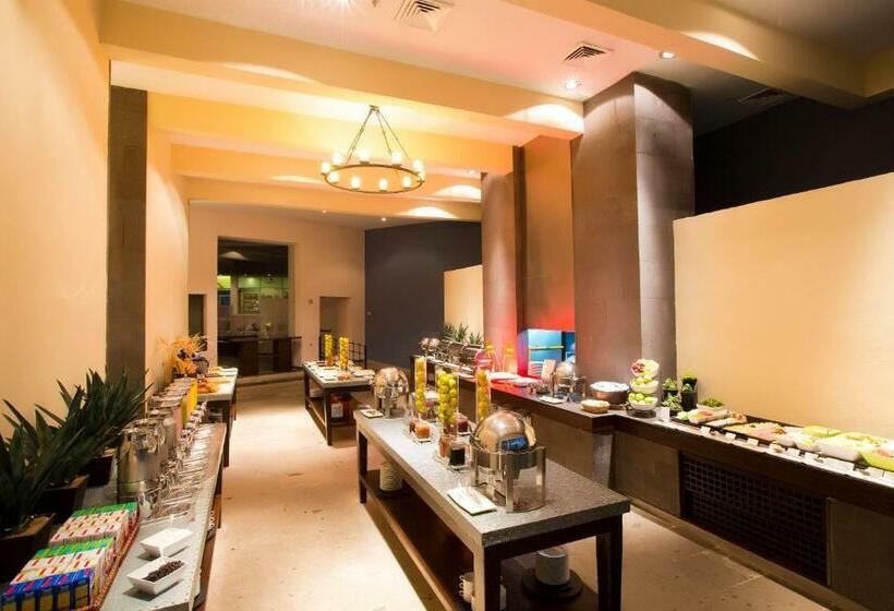 리조트 Altitude at Krystal Grand Cancun - All Inclusive