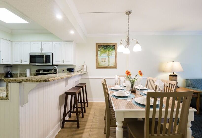 Sands Beach Club 1114 Penthouse By Palmetto Vacation Rentals