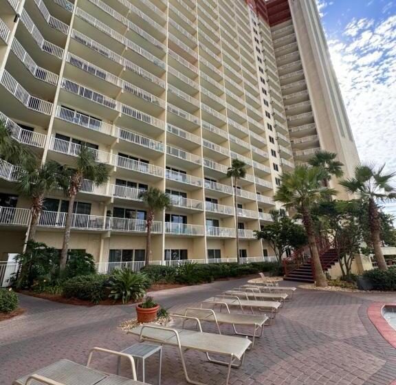 Shores Of Panama Resort