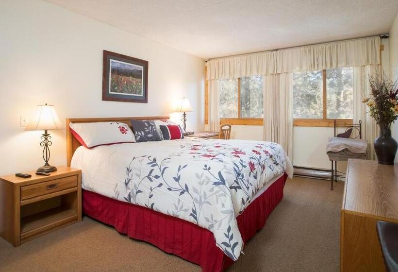 Two Bedroom 304 At Trails End