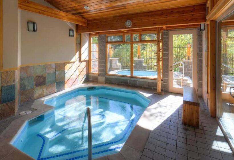 Two Bedroom 304 At Trails End