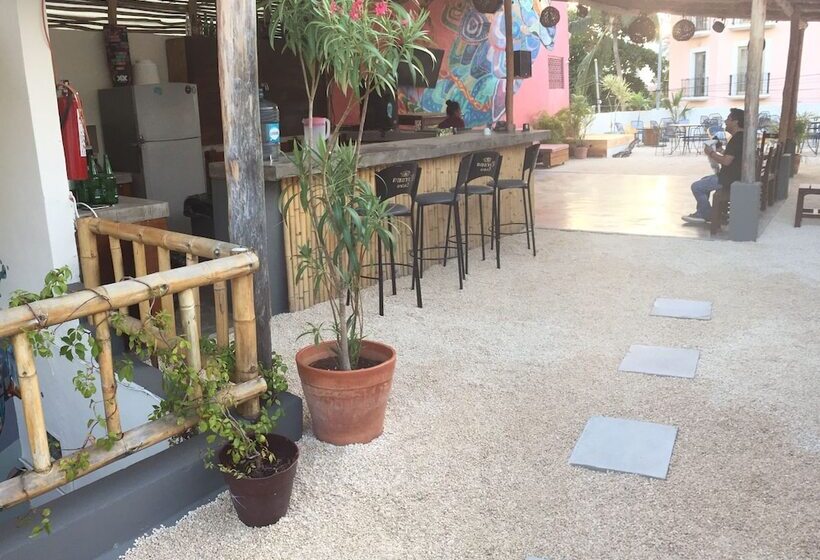 Wabi Hostel