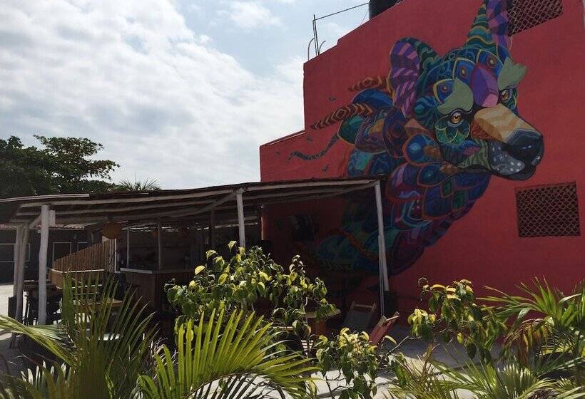 Wabi Hostel