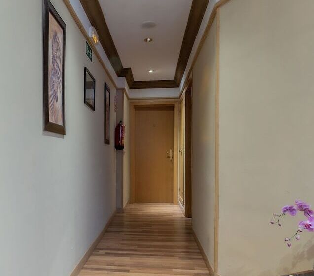 호스텔 Hostal Rural El Caño By Vivere Stays