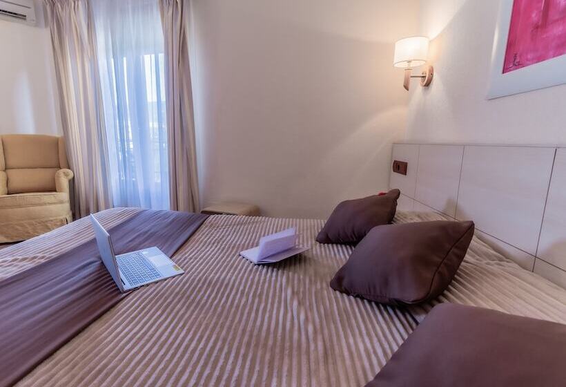 호스텔 Hostal Rural El Caño By Vivere Stays