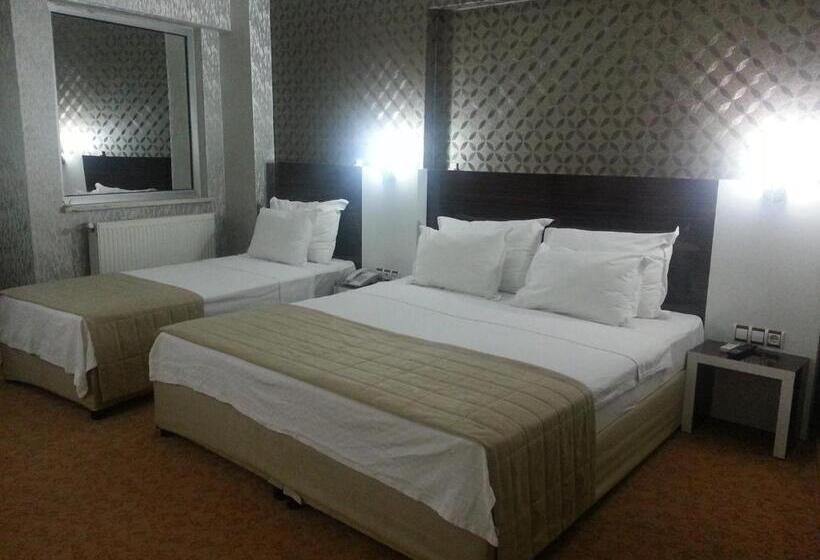 Anya Suit Otel