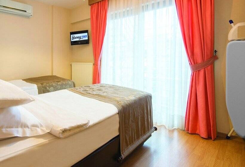 Blueway Hotel Residence