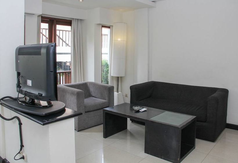 호텔 Airy Premier Legian Padma Kuta Bali