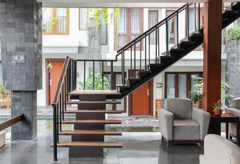 호텔 Airy Premier Legian Padma Kuta Bali