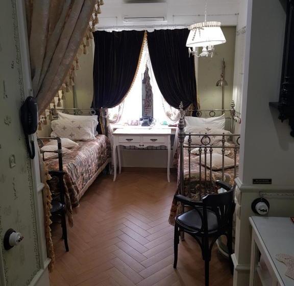 Disayn Hotel Shampan