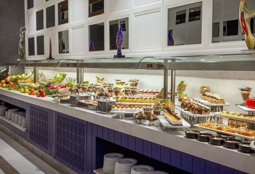 Greenwood Suites Resort