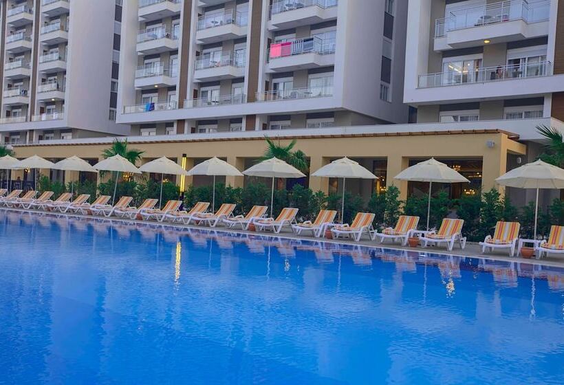 Greenwood Suites Resort